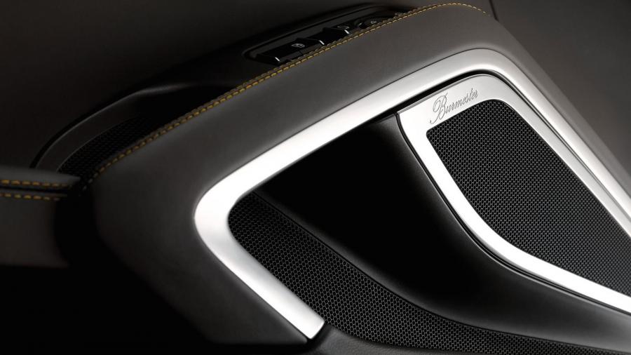 Детали интерьера Porsche 911 Turbo S Exclusive Series (991) 2017 года  (фото 17 из 70)